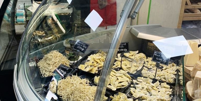 market- 3