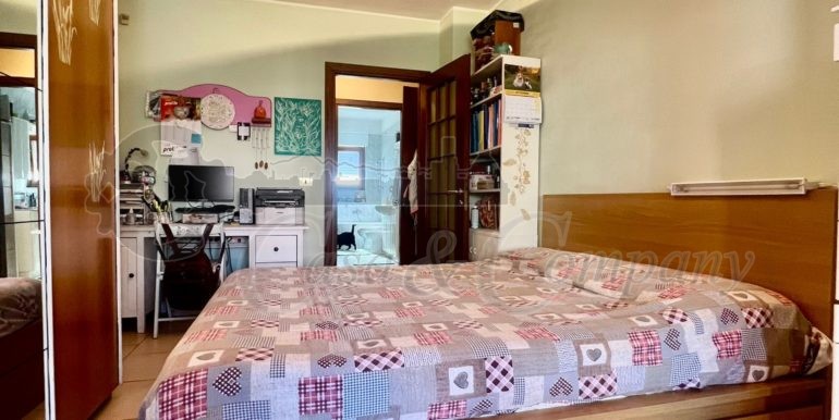 camera da letto1 via saragat