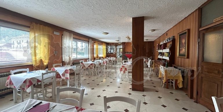 sala ristorante2 antey